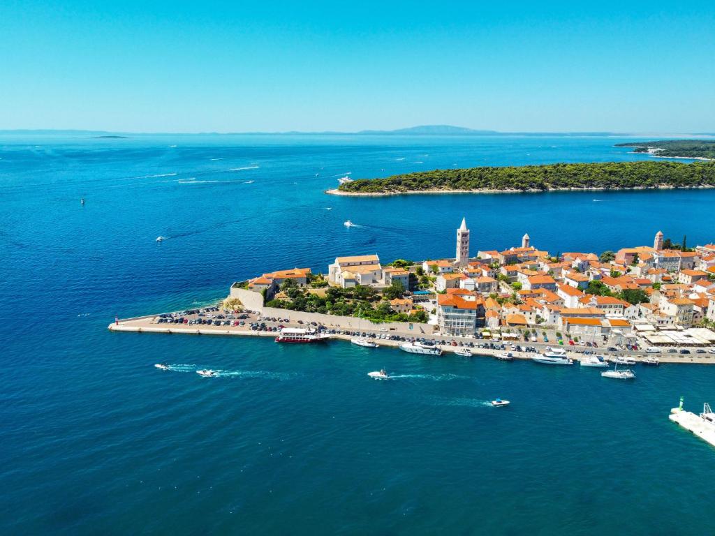 Příroda nedaleko apartmánu