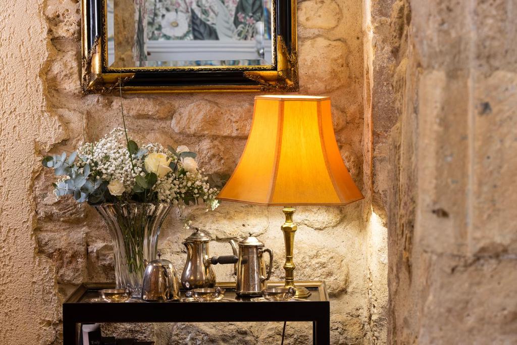 Relais Hôtel du Vieux Paris - Resim 32