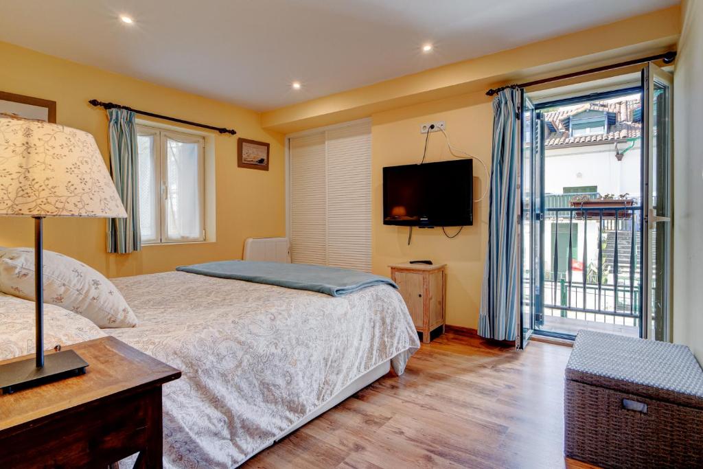Postel nebo postele na pokoji v ubytování Maravilloso apartamento, Hondarribia, Terraza, 4Pax
