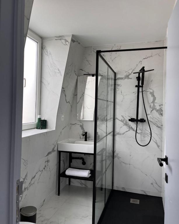 Hôtel La Pièce - Quarto Duplo Deluxe