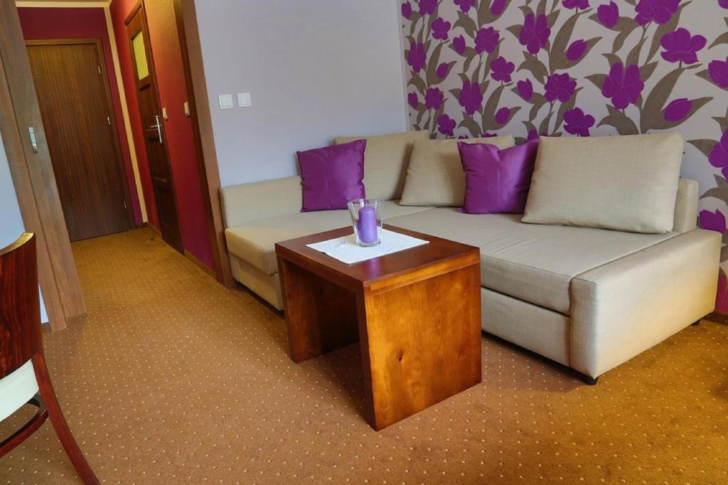 Posezení v ubytování Pod Wzgórzem Bed & Breakfast