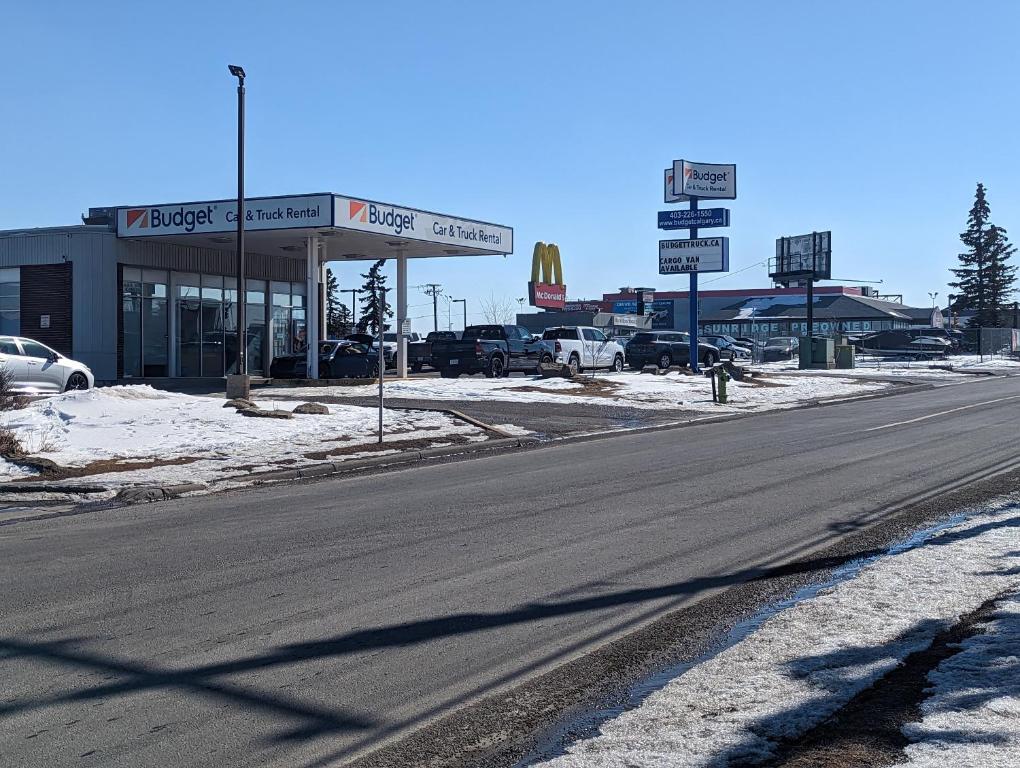 Divya Sutra Plaza and Conference Centre Calgary Airport - Resim 25