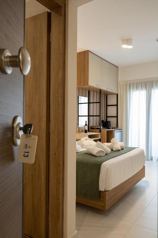 Ruby Luxury Suites - Resim 18