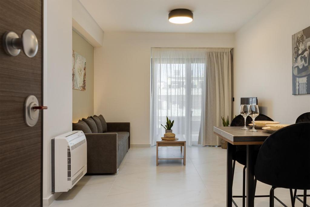 Ruby Luxury Suites - 14