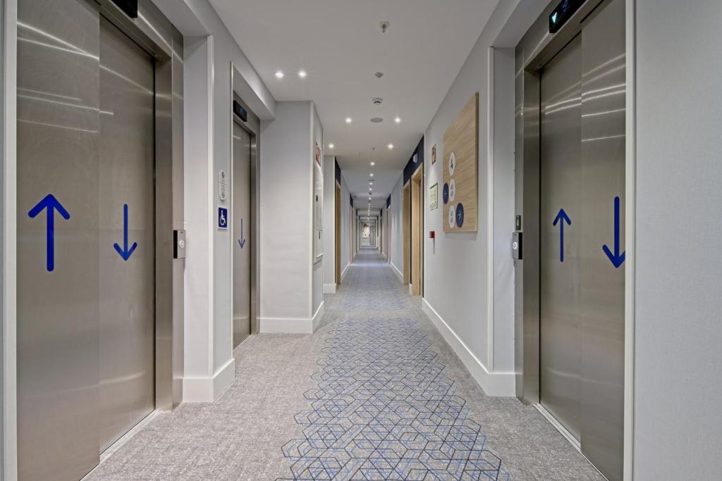 Holiday Inn Express - Madrid - Airport by IHG - Resim 41