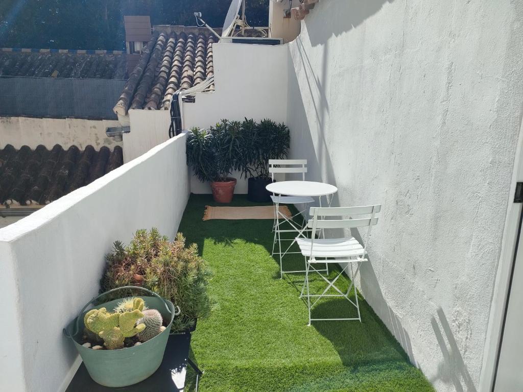 Vonkajšia záhrada v ubytovaní Historic Center private Terrace