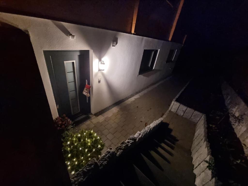 Gemütliche Premium Ferienwohnung mit Terrasse nähe S-Bahn - Appartement 2 Chambres