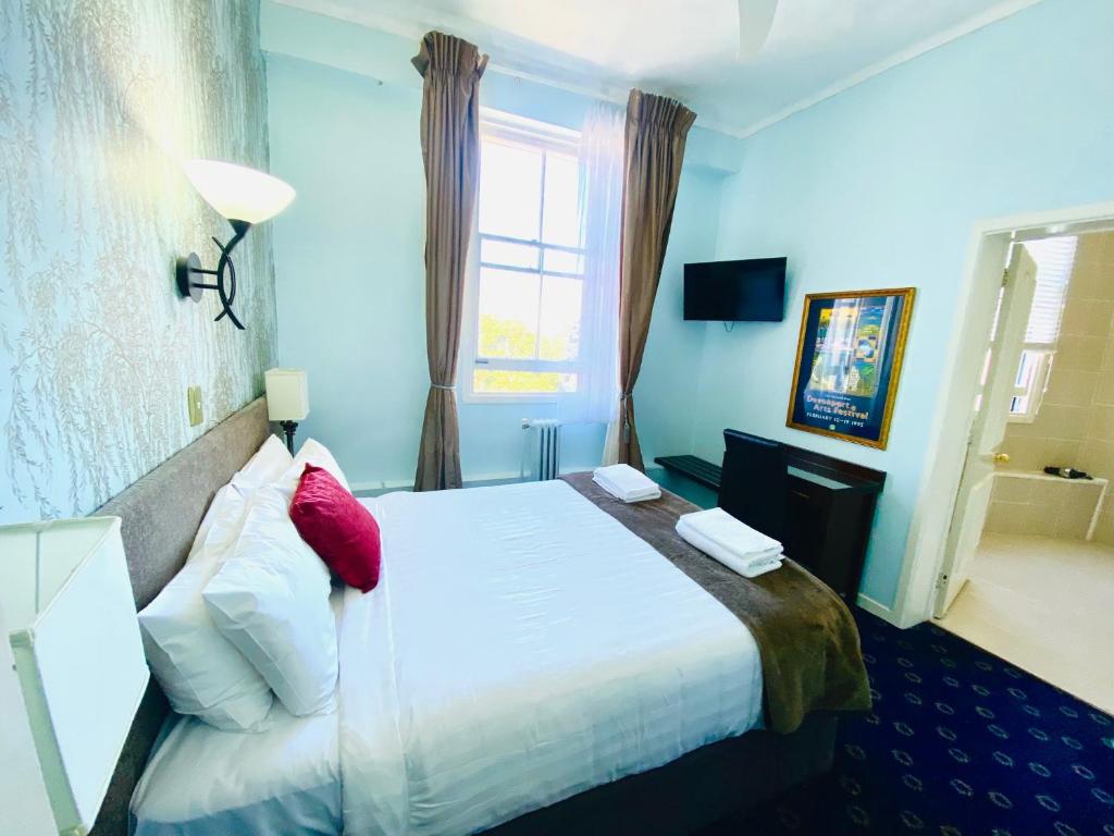 The Esplanade Hotel - Resim 37