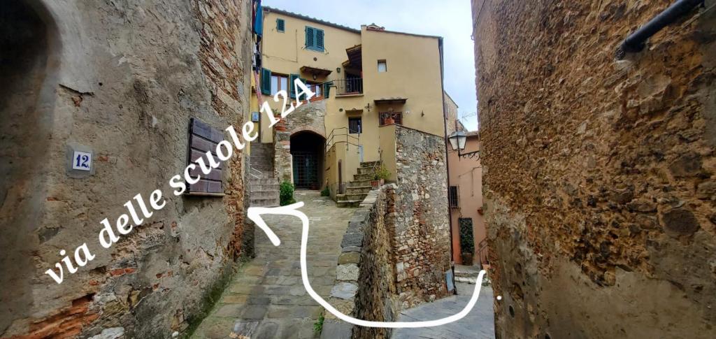 Fotografia z galérie ubytovania CASINA TOSCANA, Cozy studio in the heart of Campiglia Marittima with FREE Wi-Fi v destinácii Campiglia Marittima