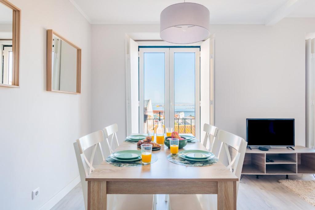 MBIRD Lapa River View Duplex