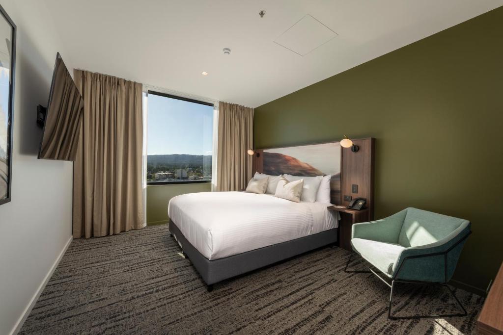 TRYP Adelaide - Executive King Suite