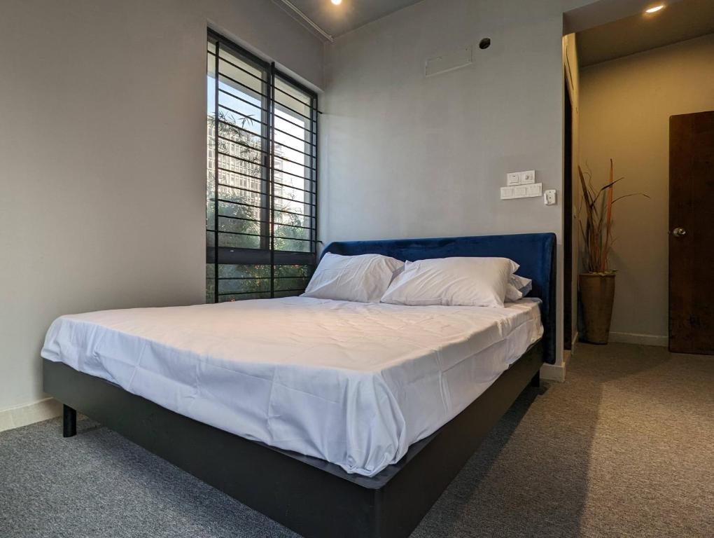 GreyRooms photo