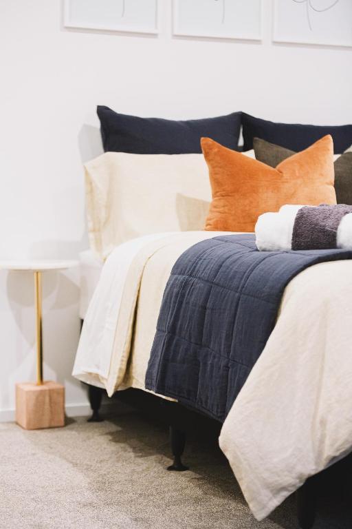 1 bed Central City Deluxe w/carpark - Resim 12