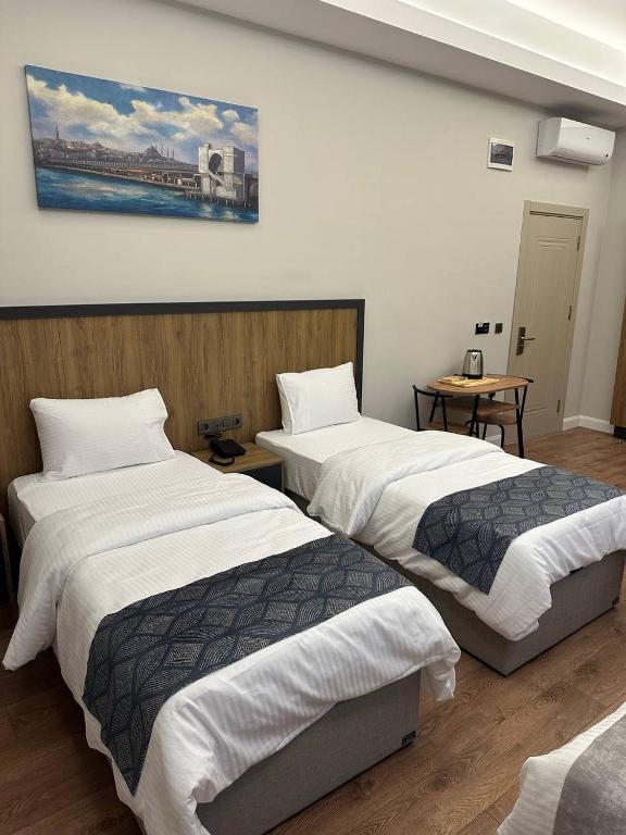 Akel Guest House - Deluxe Triple Room