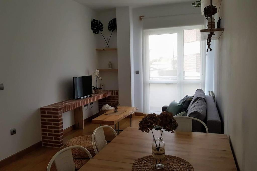 A television and/or entertainment centre at El Rincón de Gabriela