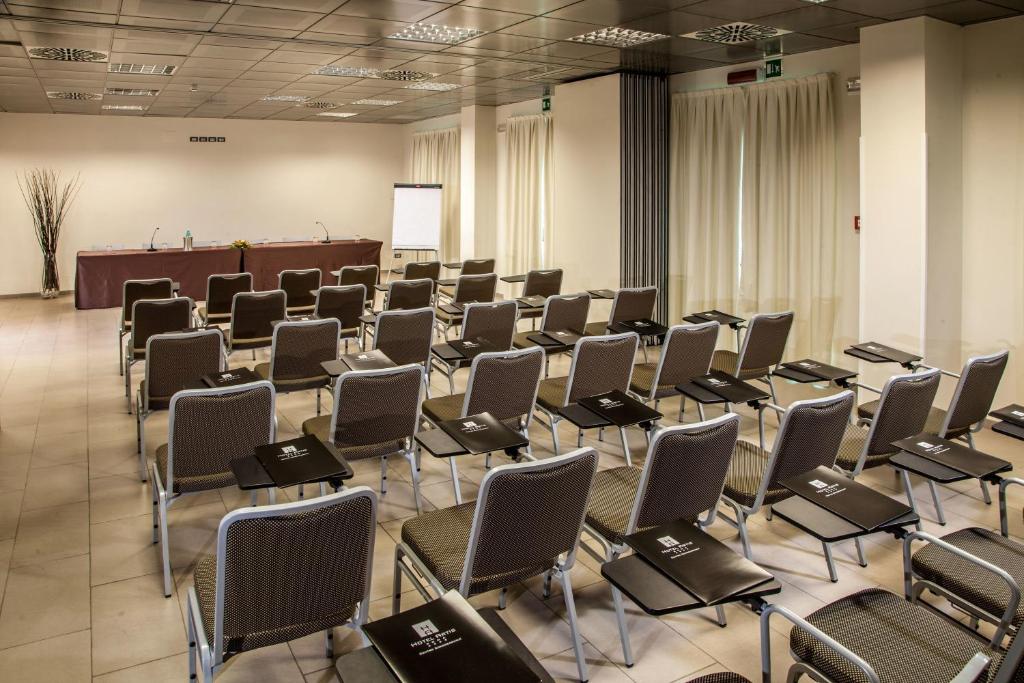 Hotel Artis - Resim 25