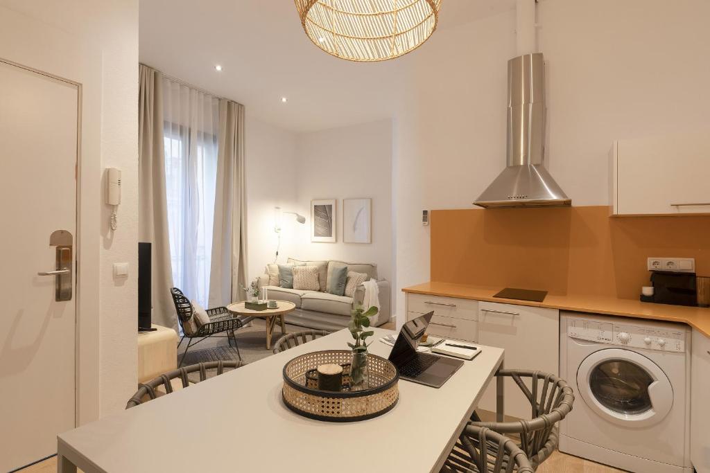 Aspasios Verdi Apartments, Barcelona – Updated 2023 Prices