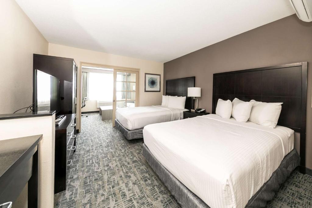 Best Western Inn & Suites San Diego Zoo -SeaWorld Area - 