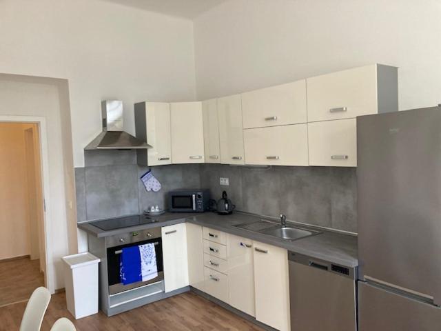 
Studio - Split Level
