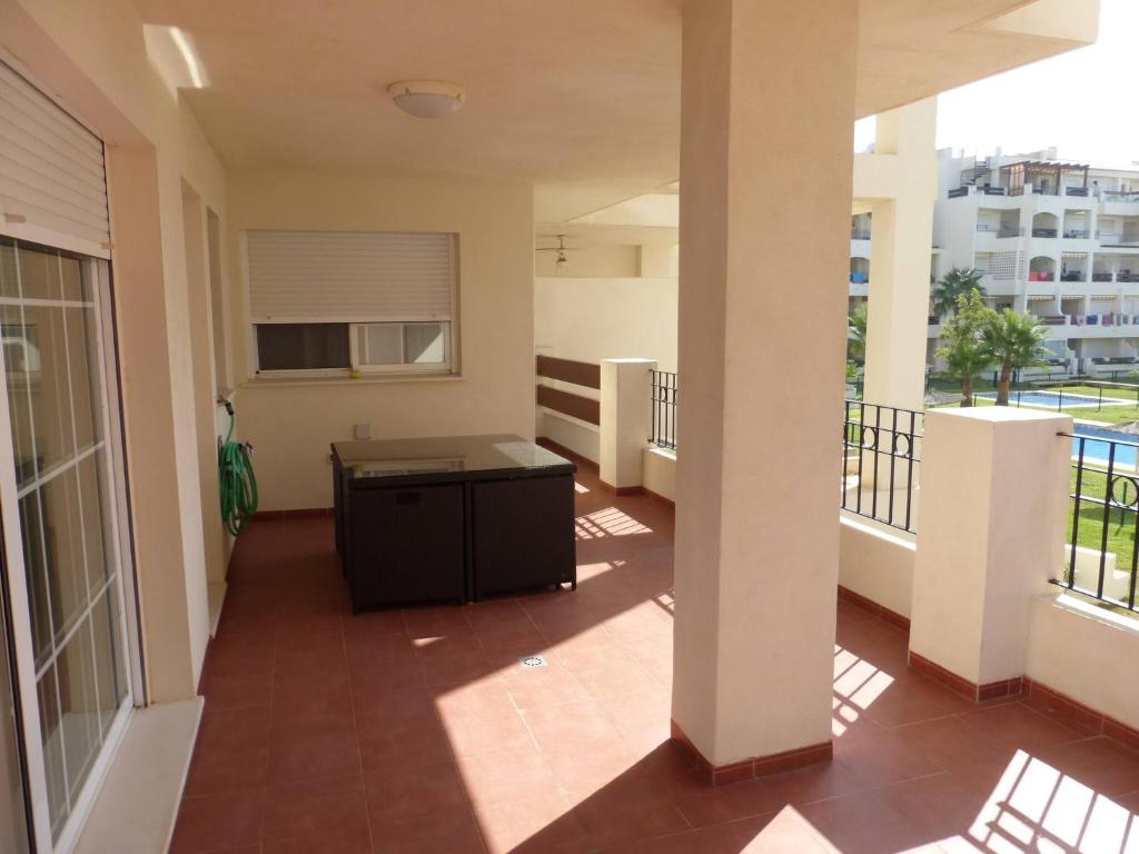 Fotografia z galérie ubytovania Lovely 3 Bedroom Condo With Pool v destinácii Roquetas de Mar