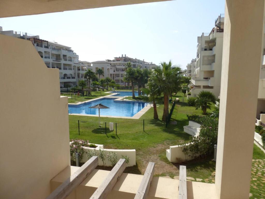 Fotografia z galérie ubytovania Lovely 3 Bedroom Condo With Pool v destinácii Roquetas de Mar