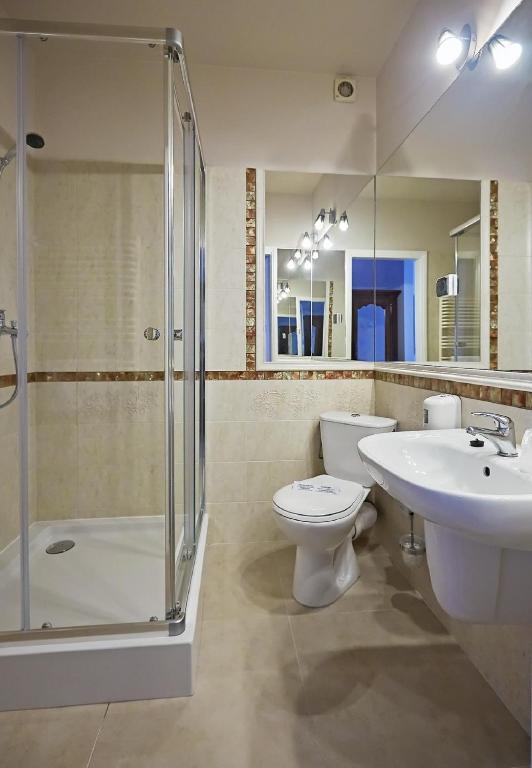 Hotel Palac w Myslecinku - Resim 18