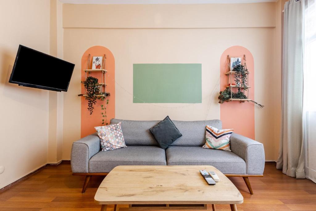 Excellent Flat with Balcony near Taksim Square