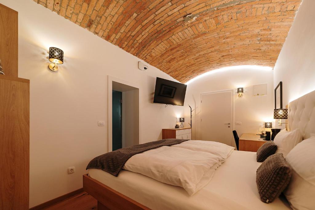 Operna klet Ljubljana - Resim 10