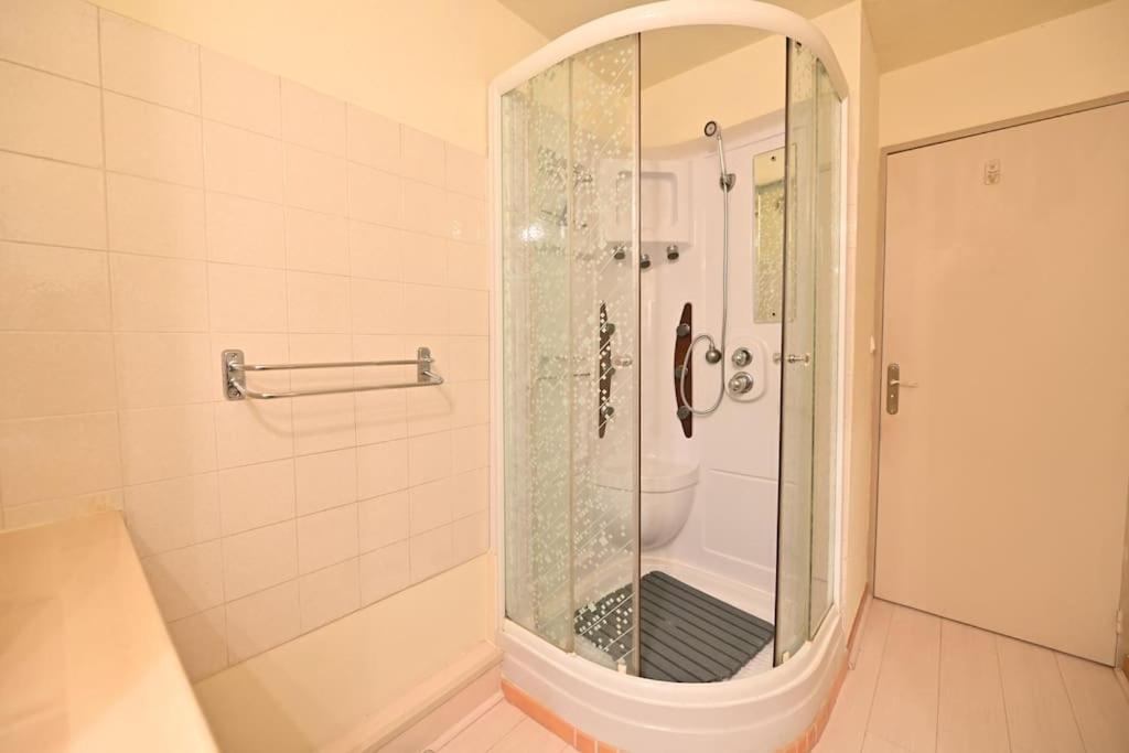 Kúpeľňa v ubytovaní deux pièces d'exception