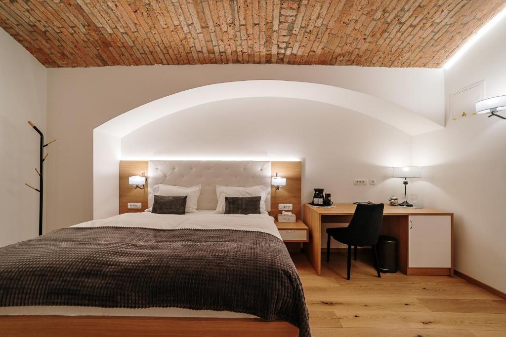 Operna klet Ljubljana - Resim 16