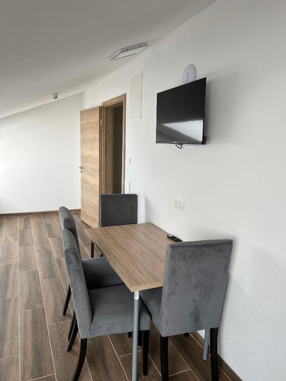 TV a/nebo společenská místnost v ubytování Boardinghouse MDS
