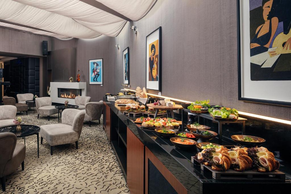 Hotel KINGS COURT - Resim 28