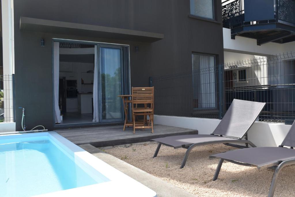 Bazén v ubytování Cap Sud Apartment nebo v jeho okolí