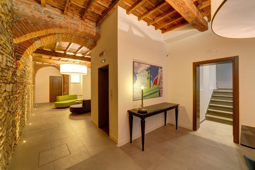 Palazzo Mannaioni Suites - Resim 14