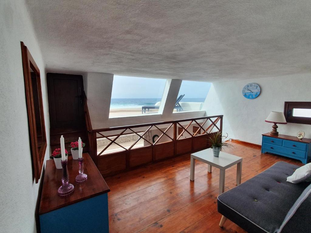 A seating area at Lanzarote Casa azul