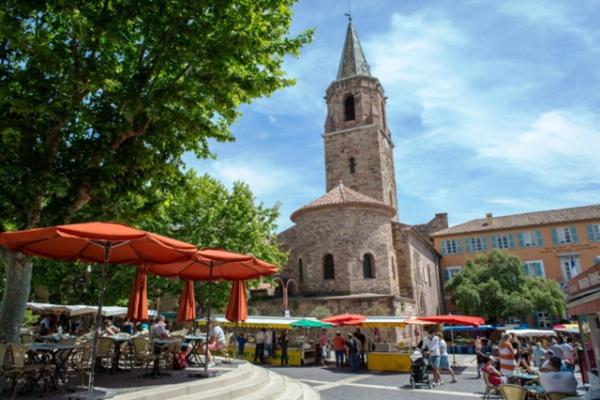 Miestna pamiatka v blízkosti apartmánu