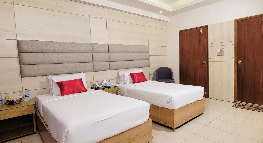 Hotel Afford Inn - Family Room