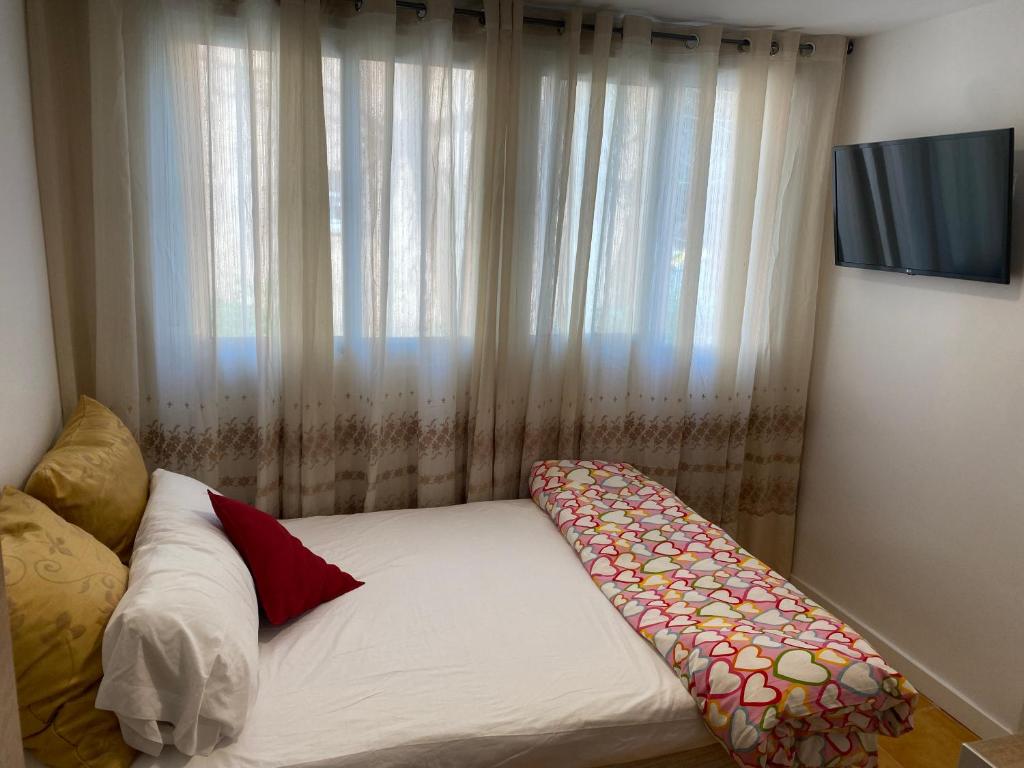 Bonitos estudios familiares!, Valencia – Updated 2023 Prices