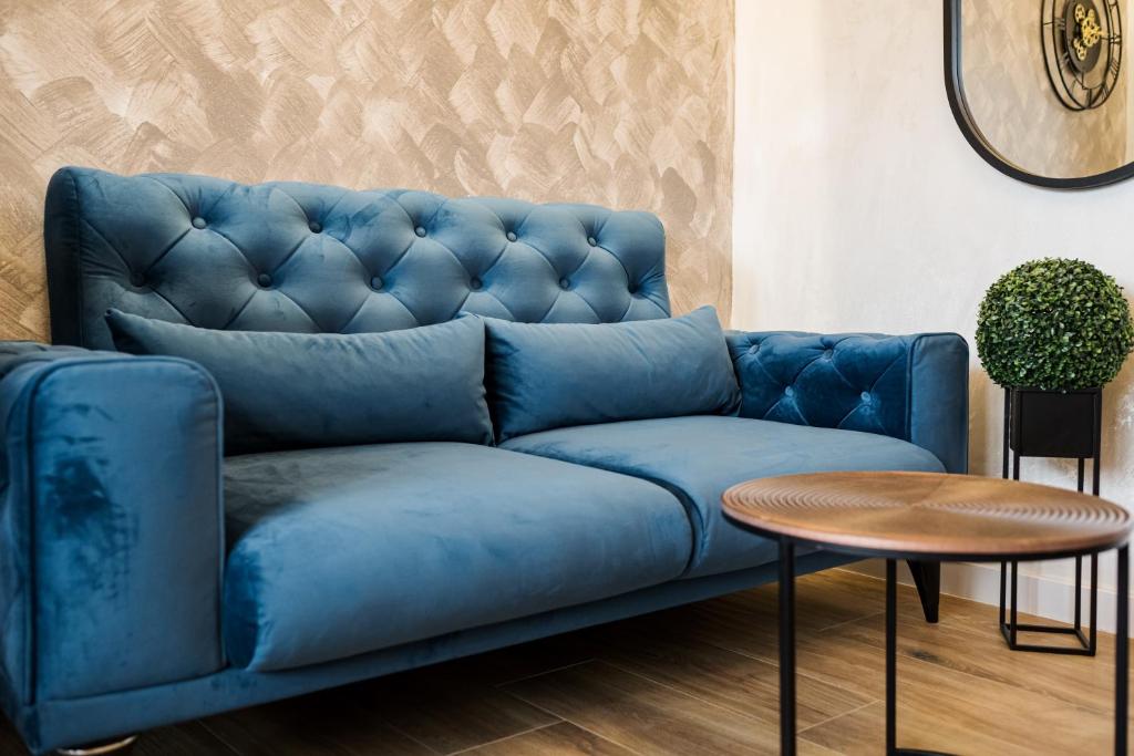 Posedenie v ubytovaní Luxury Studio Apartment with Terrace