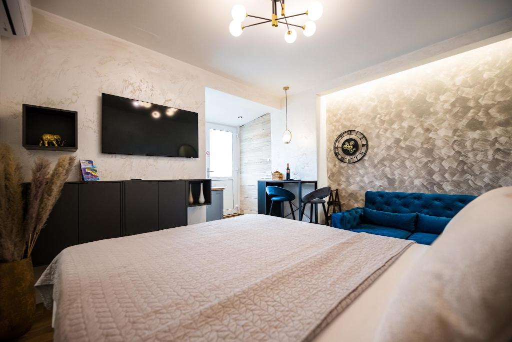 Posteľ alebo postele v izbe v ubytovaní Luxury Studio Apartment with Terrace