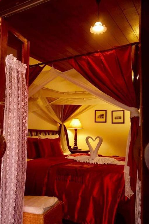 Tri Yaan Na Ros Colonial House - Resim 23