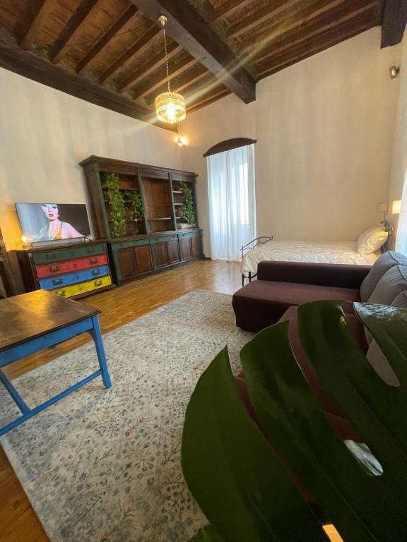 A seating area at Rome’s Suite Navona