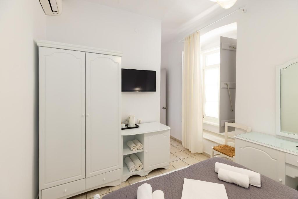 Achilleas Pension - 6