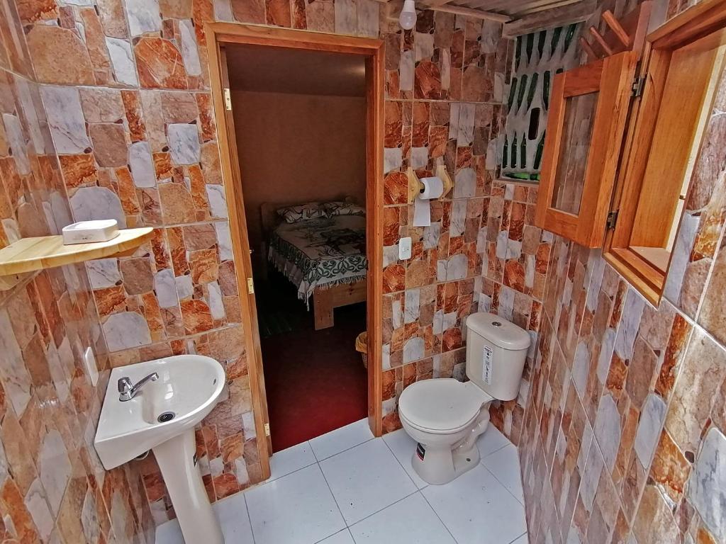 Koupelna v ubytování Hostal Doña Clarita & Vegetarían Food