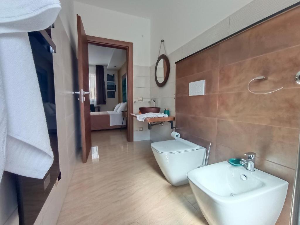 A bathroom at Diamond