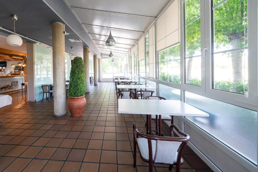 Restaurace v ubytování Hotel La Colina