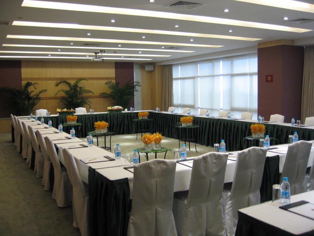 Konferenční prostory v ubytování Guangzhou Baiyun Hotel