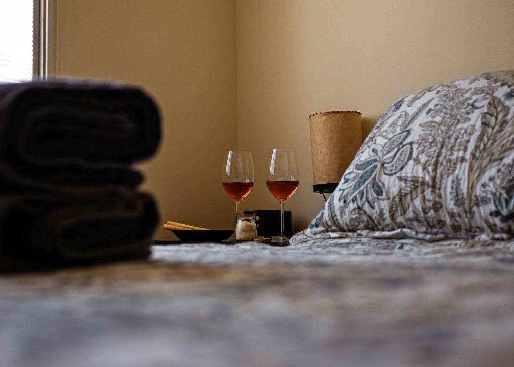 Una cama o camas en una habitación de LA CASA DE CLAU