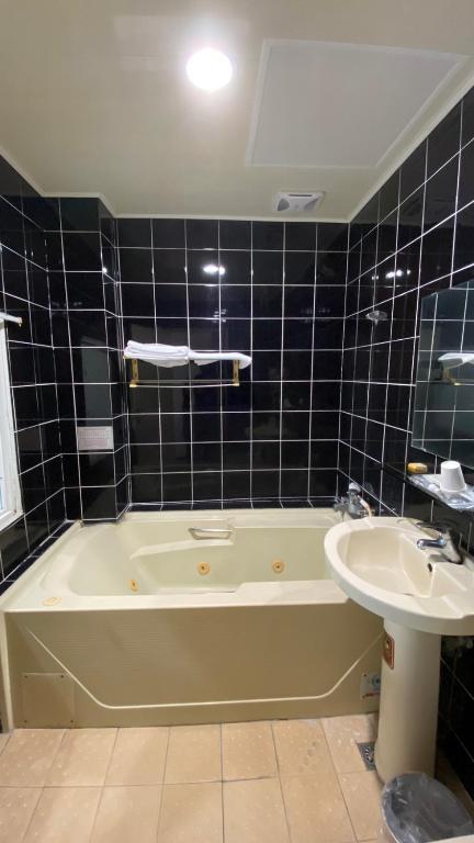Bagno di 日日 Meworld