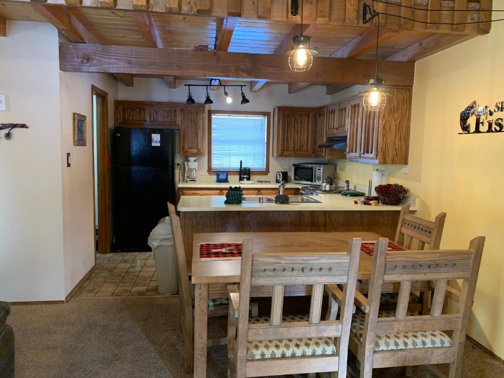 Riverbend 7 A Townhouse On The River - Appartement De Trois Chambres